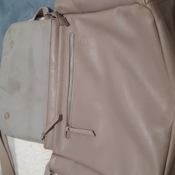 Skip Hop Gray Baby Bag with Tassel - Picture 6 of 11